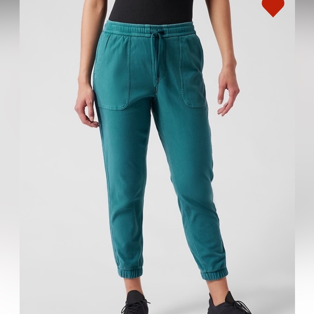 Athleta Farallon Jogger, Size Small